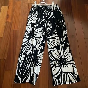 Melissa Paige Black and White Palazzo Pants/ Medium